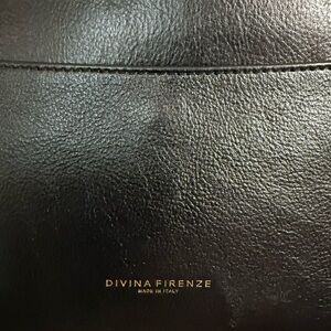 DIVINA FIRENZE ITALIAN LEATHER PURSE